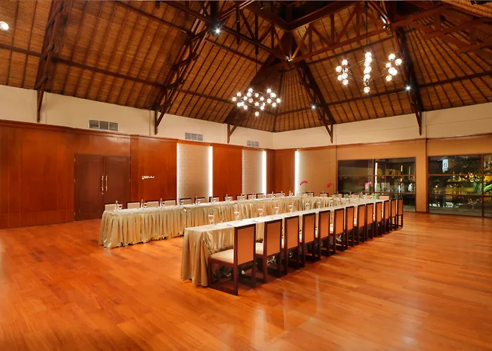 Royal Tulip Springhill Resort Jimbaran